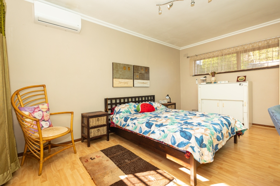 4 Bedroom Property for Sale in Kenridge Heights Western Cape